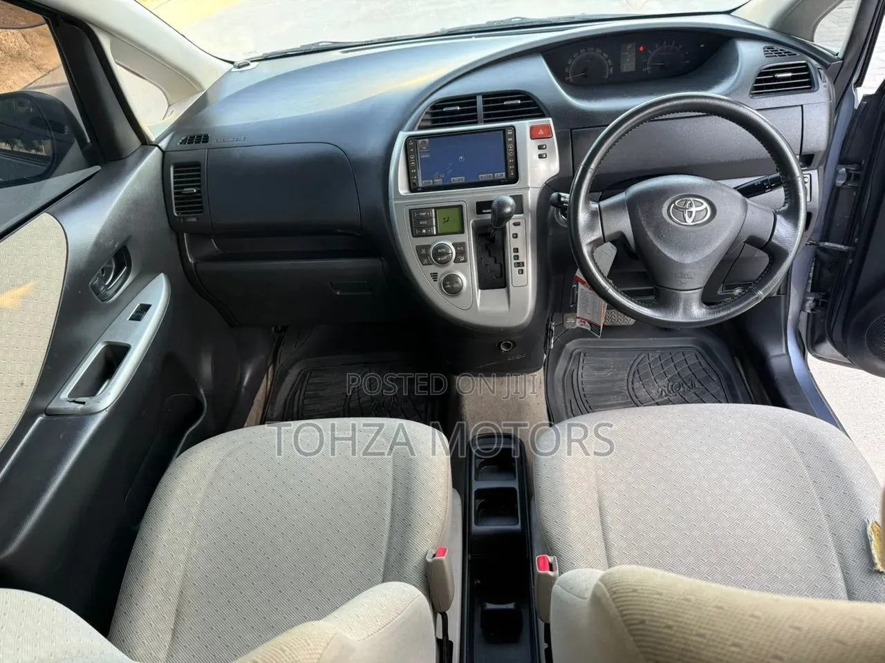 Toyota Ractis 2006 Blue