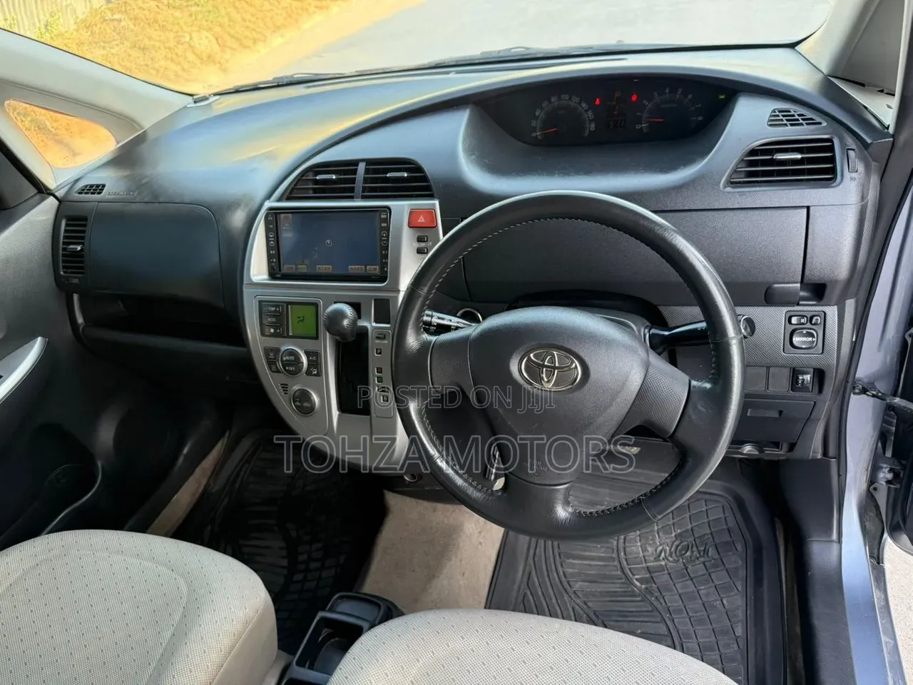 Toyota Ractis 2006 Blue