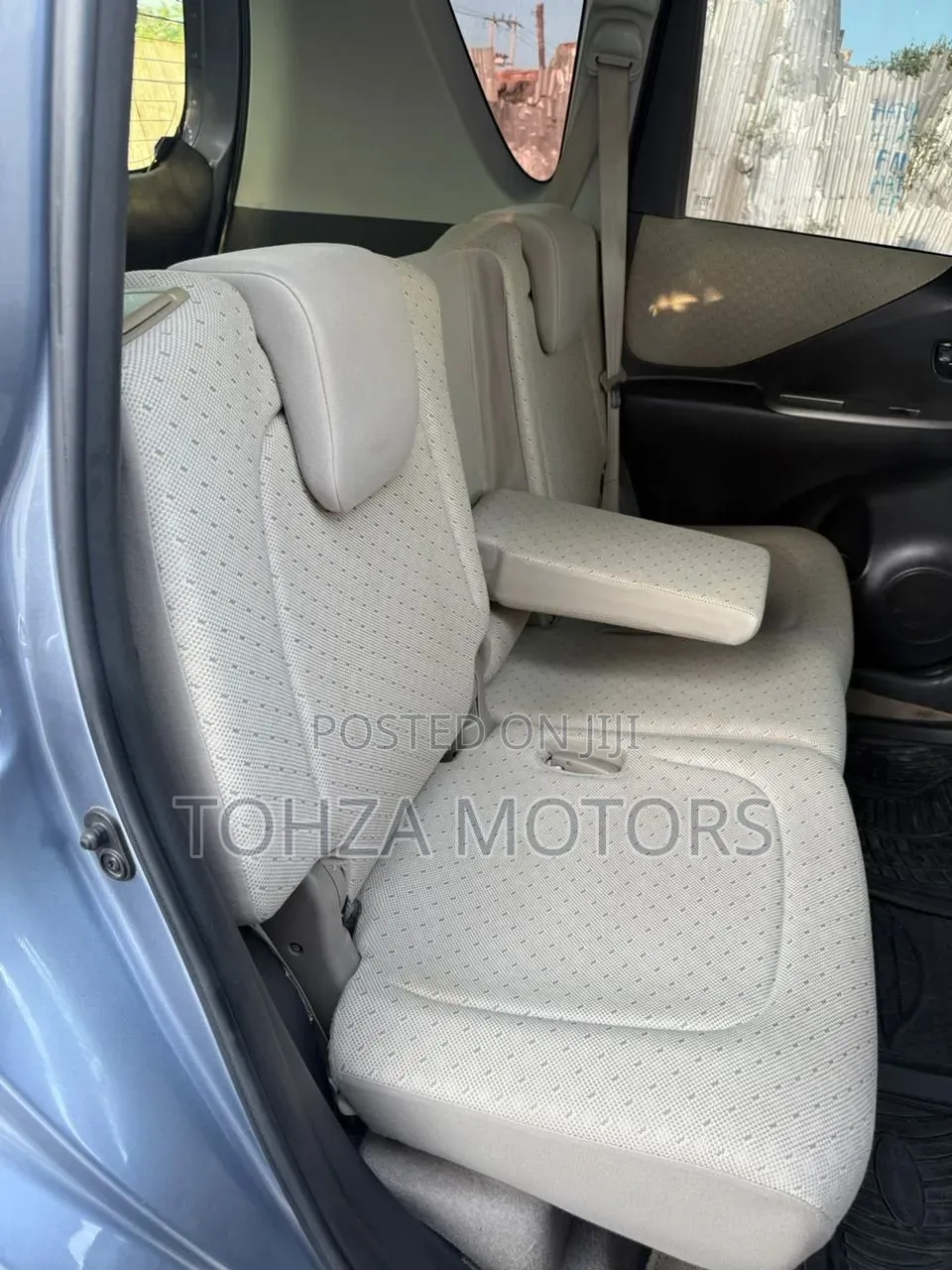 Toyota Ractis 2006 Blue