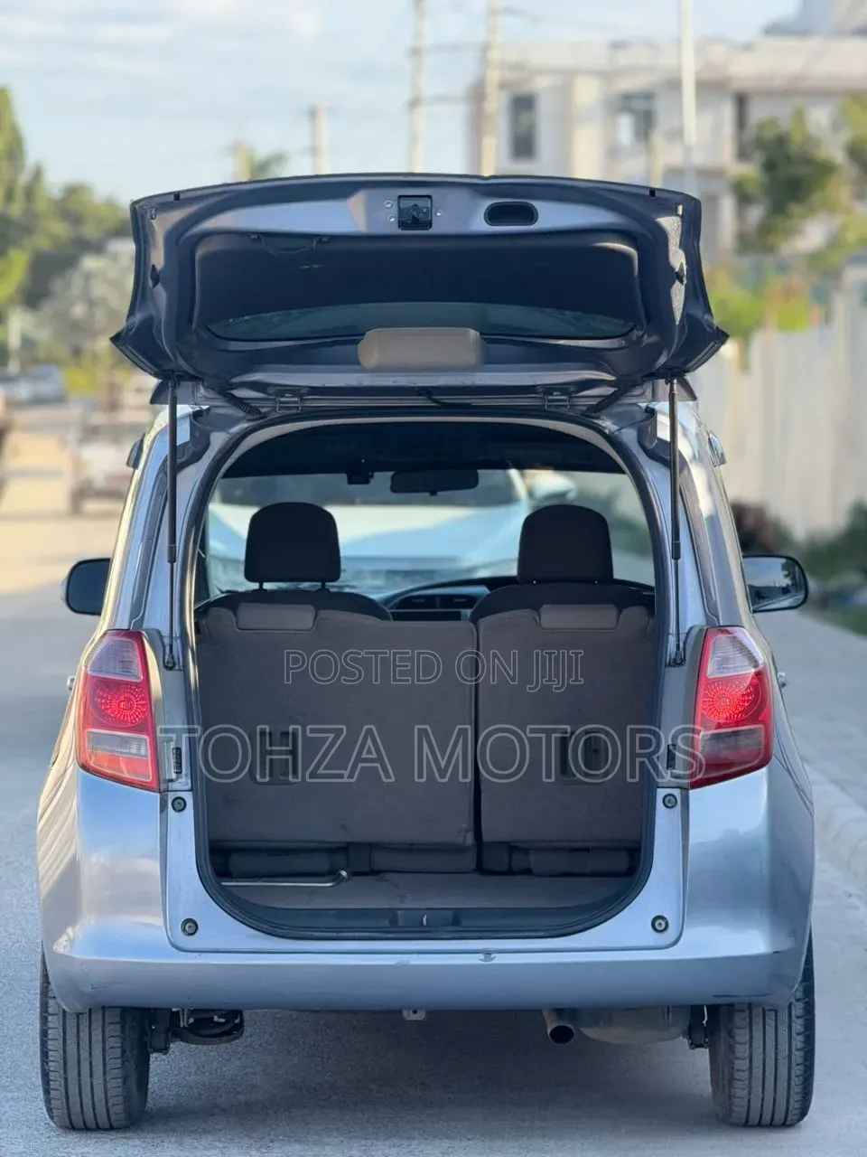 Toyota Ractis 2006 Blue