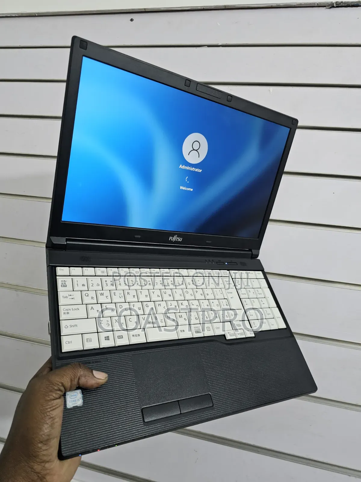 New Laptop Fujitsu Lifebook U9312X 8GB Intel Core i5 HDD 500GB