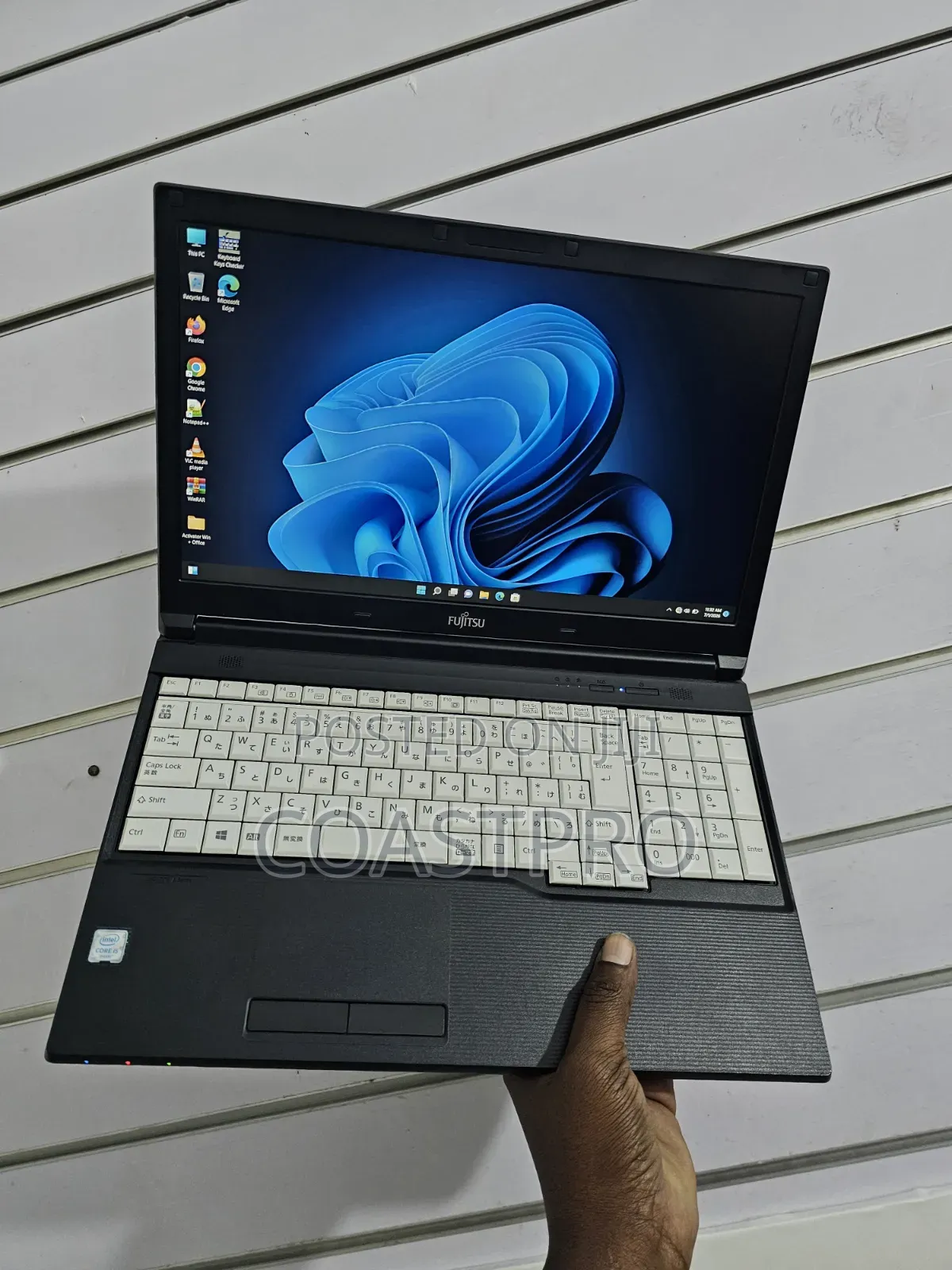 New Laptop Fujitsu Lifebook U9312X 8GB Intel Core i5 HDD 500GB