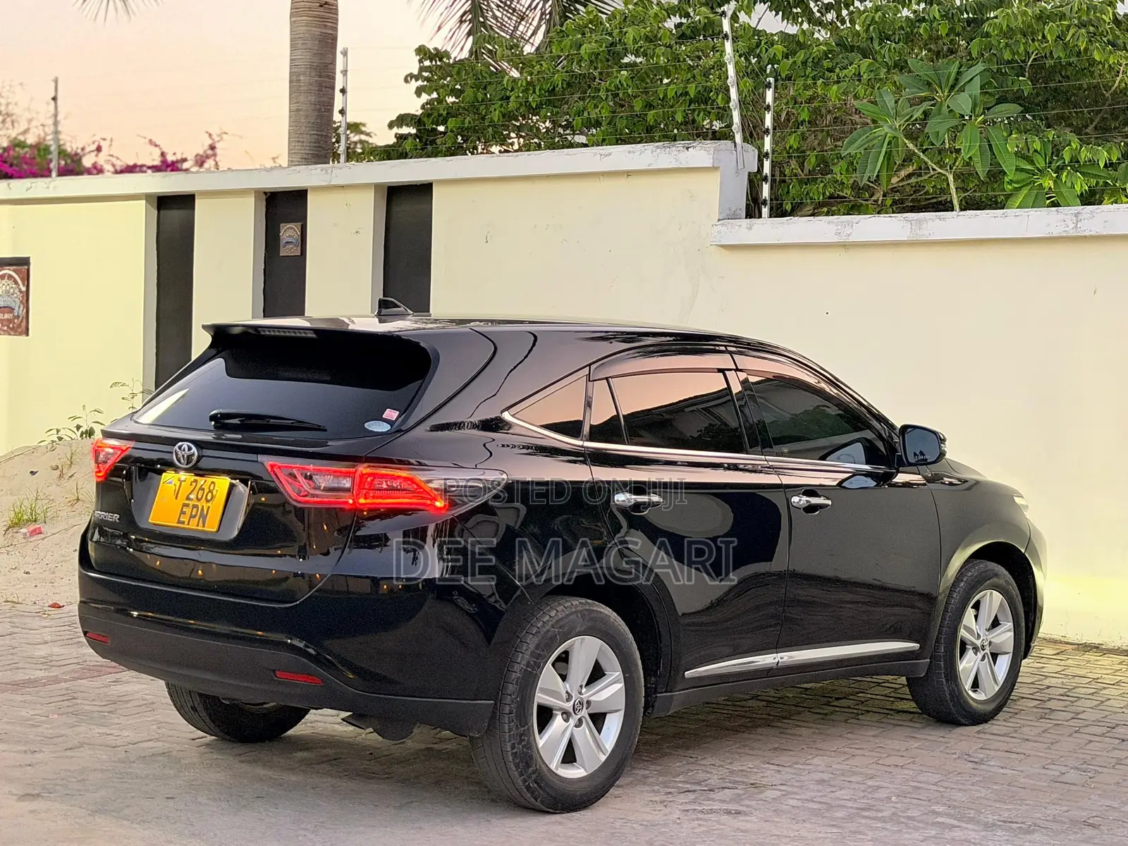 Toyota Harrier 2015 Black