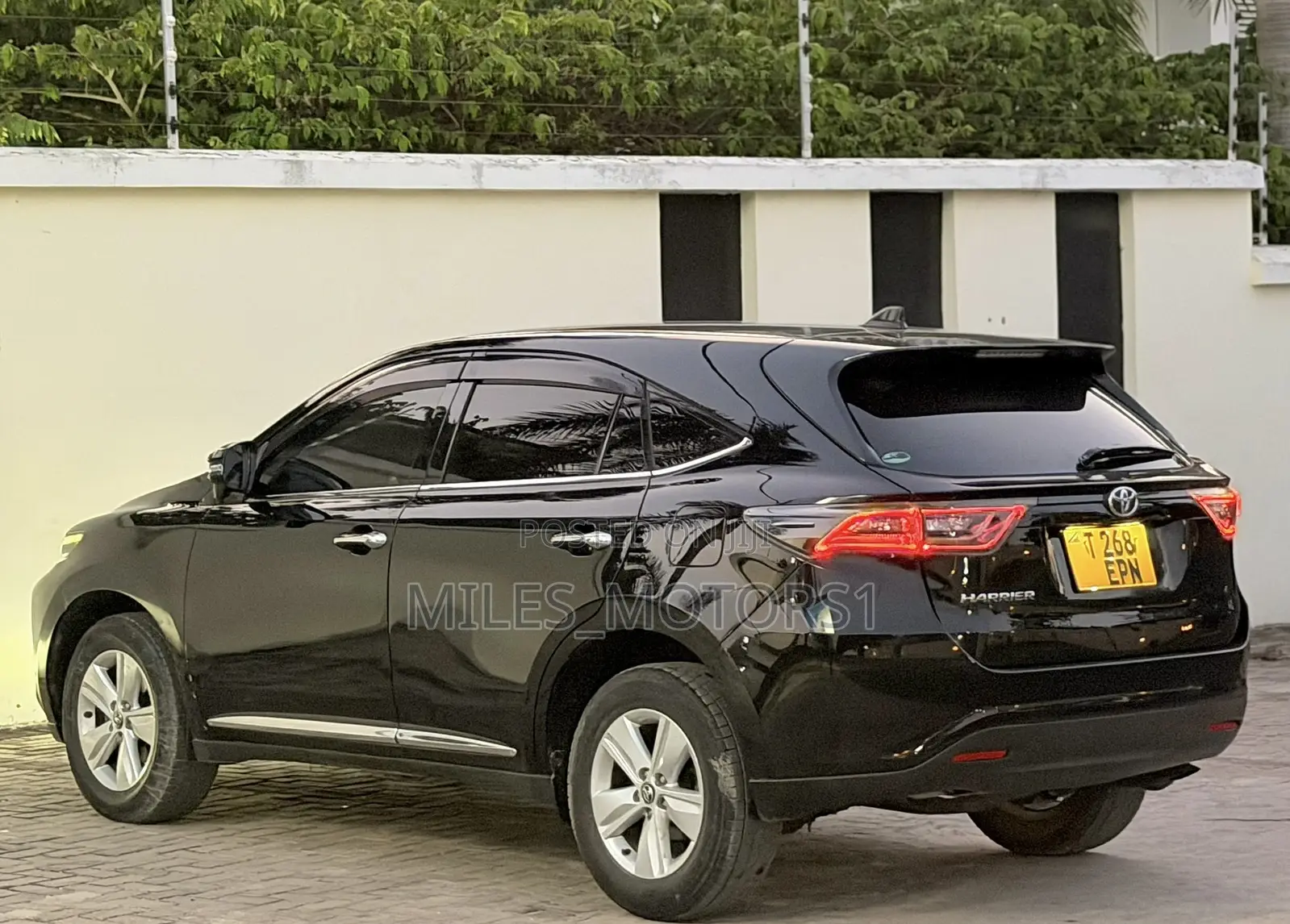 Toyota Harrier 2015 Black