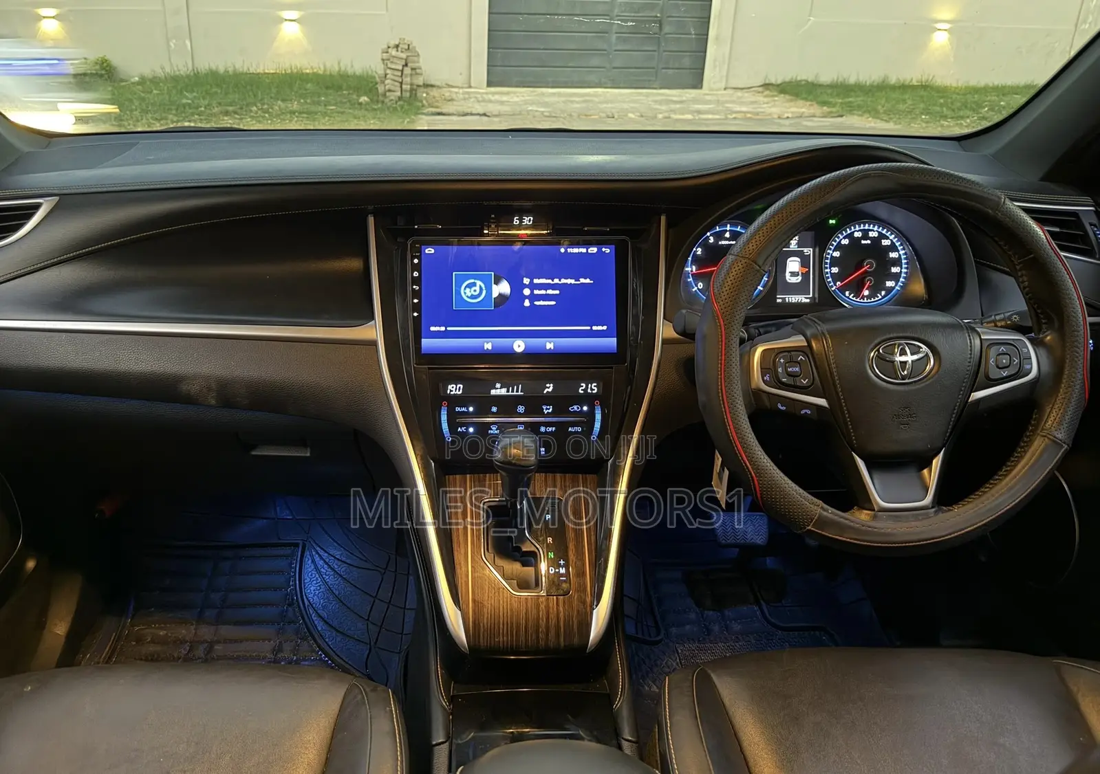 Toyota Harrier 2015 Black