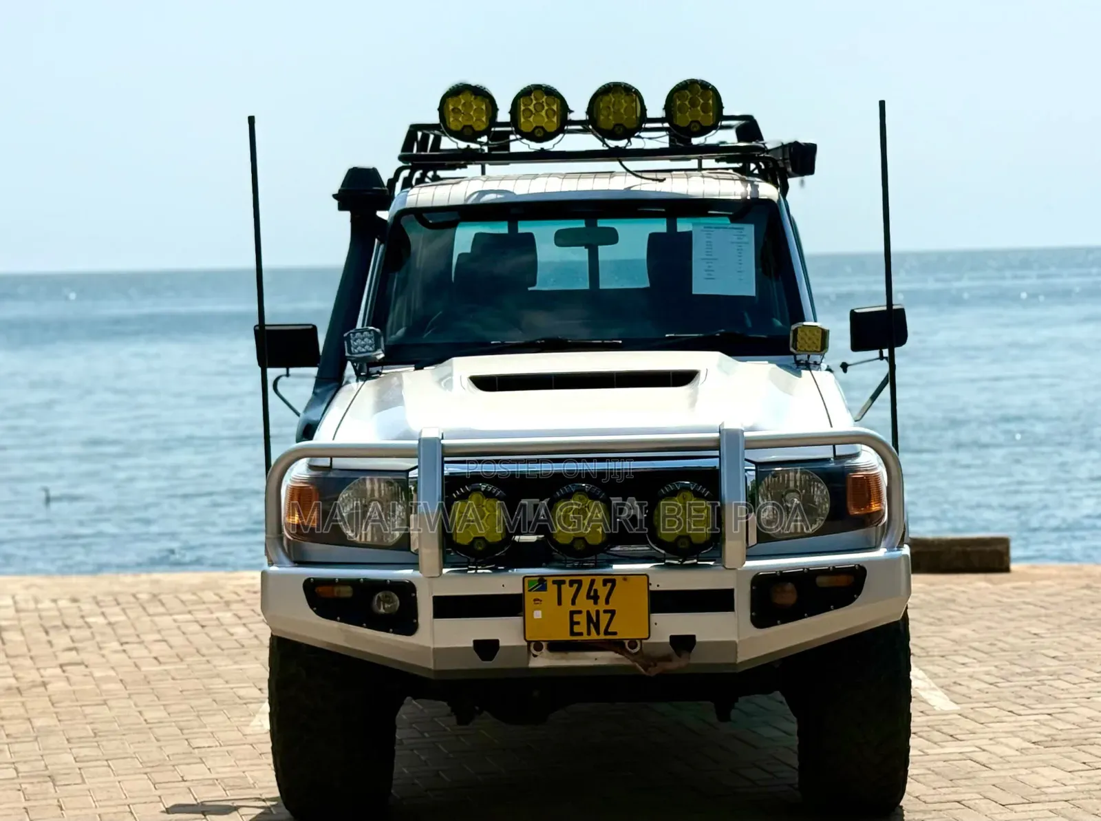 Toyota Land Cruiser 2019 White
