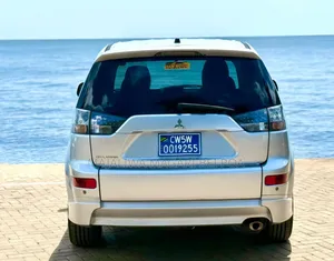 Mitsubishi Outlander 2006 Silver