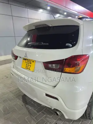 Mitsubishi RVR 2010 White