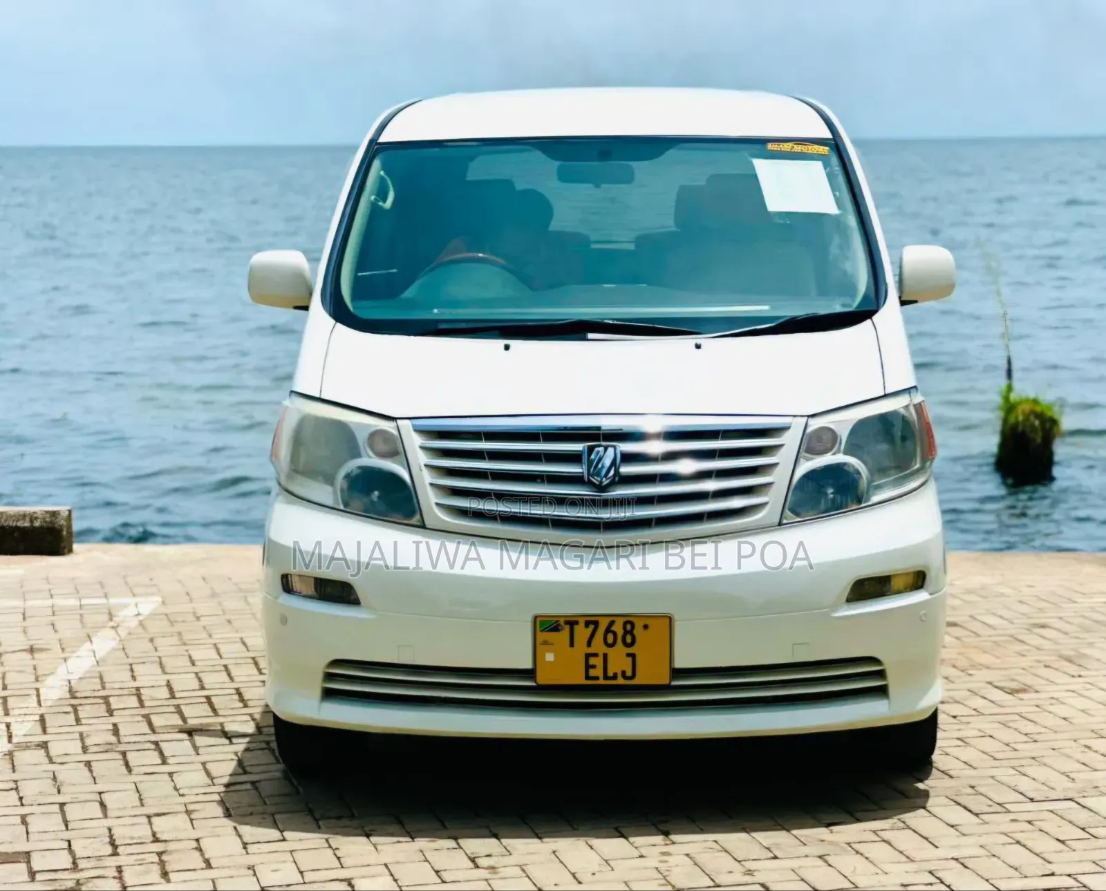 Toyota Corolla Altis 2005 White