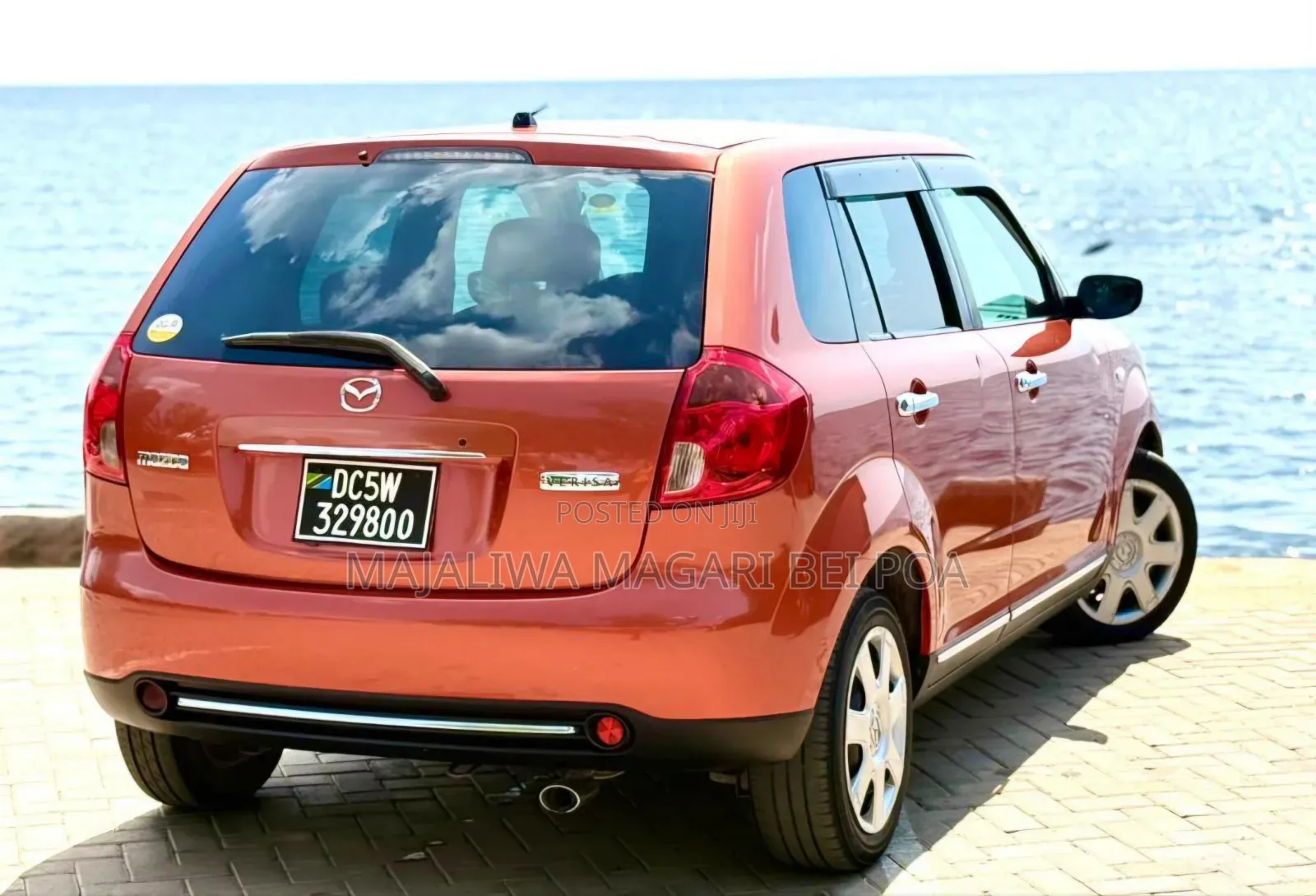 Mazda Verisa 2009 Red