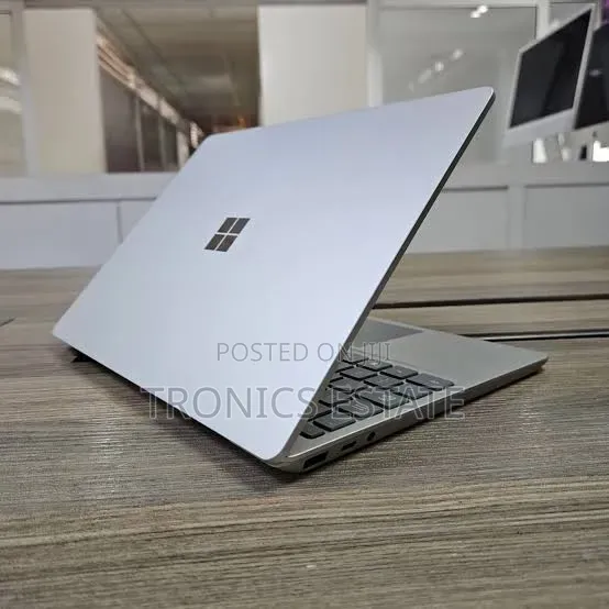 Laptop Microsoft Surface Go 8GB Intel Core i5 SSD 256GB