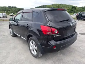 Nissan Dualis 2010 Black