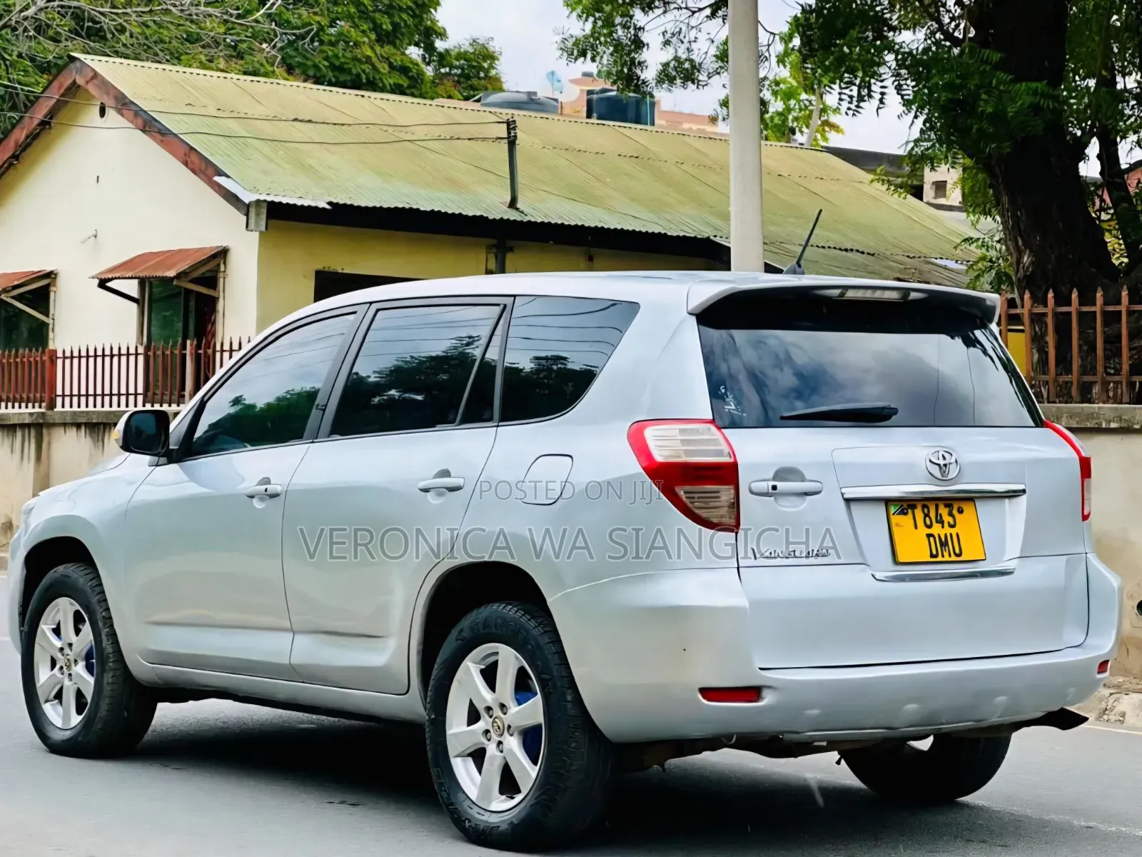 Toyota Vanguard 2009 Silver