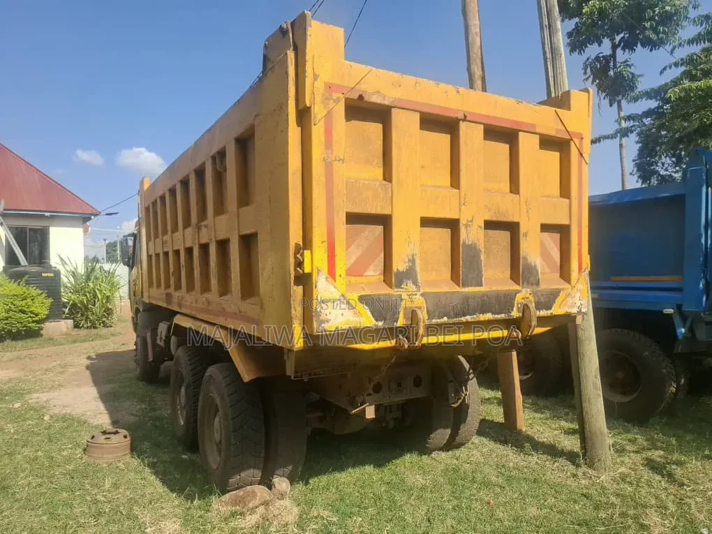 Dump Trucks
