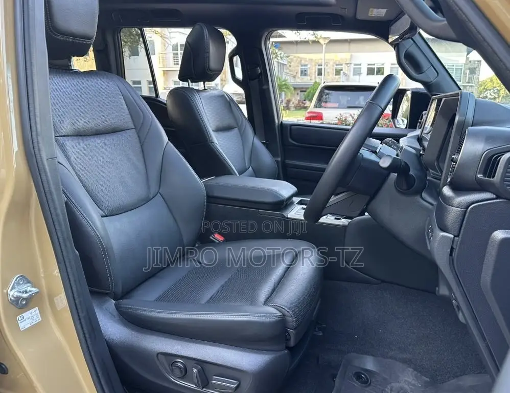 New Toyota Land Cruiser Prado 2025 Burgundy