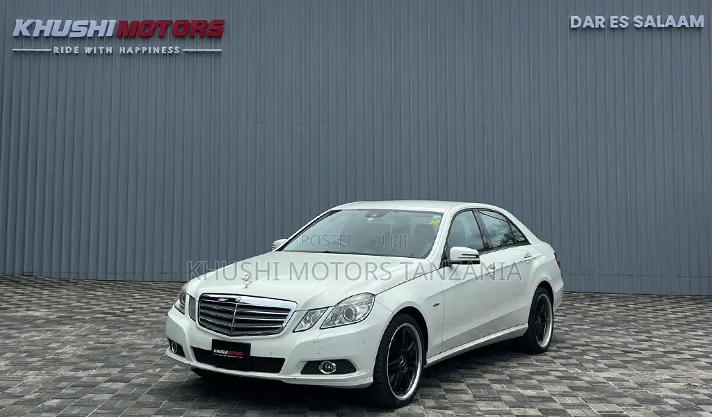 Mercedes-Benz E250 2009 Off white