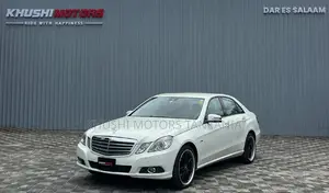 Mercedes-Benz E250 2009 Off white