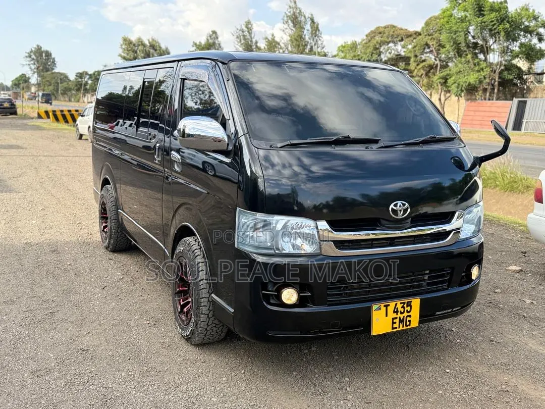 Toyota Grand HiAce 2009 Black