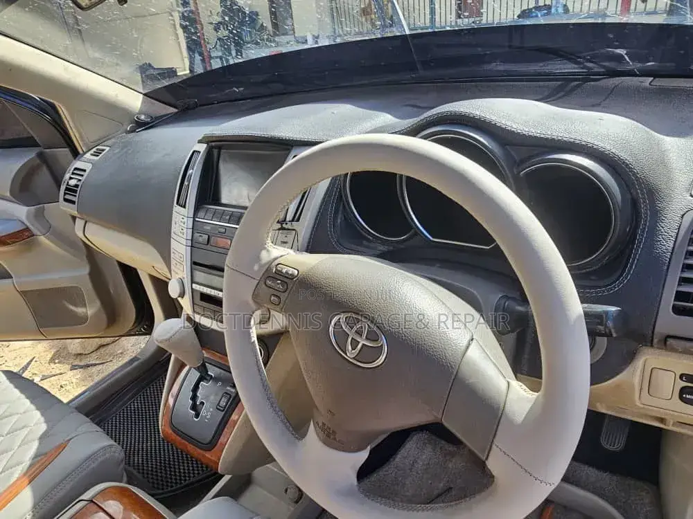 Toyota Harrier 2005 Black