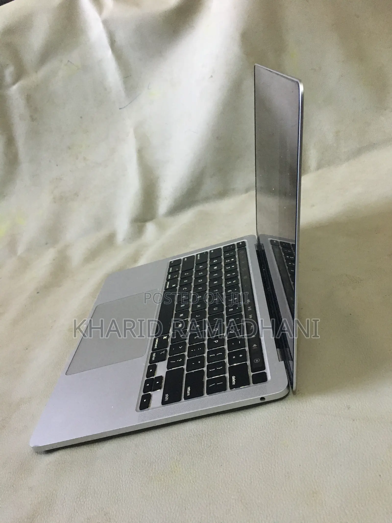 Laptop Apple MacBook Pro 2020 8GB Intel Core i5 SSD 256GB
