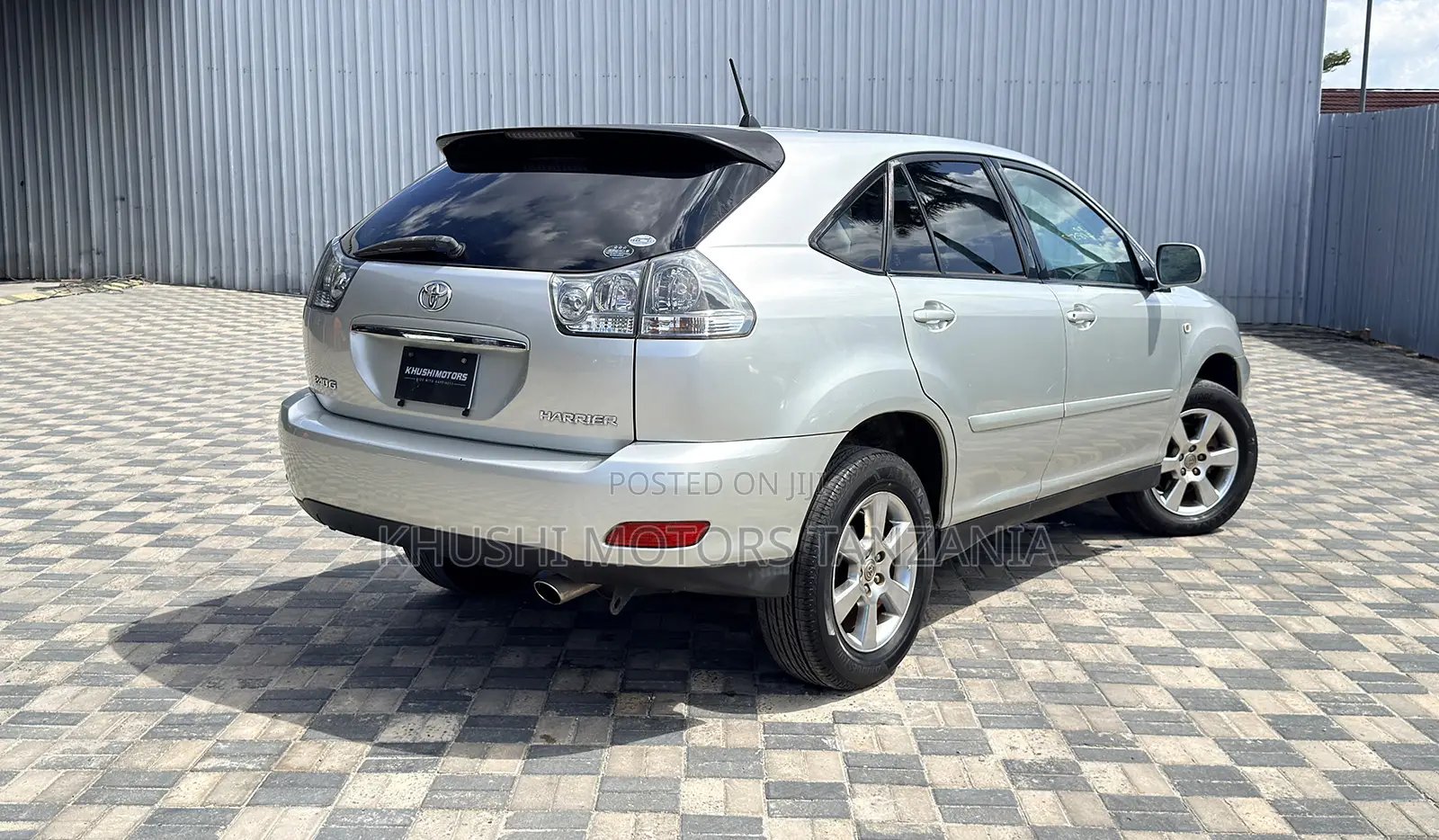 Toyota Harrier 2005 Silver