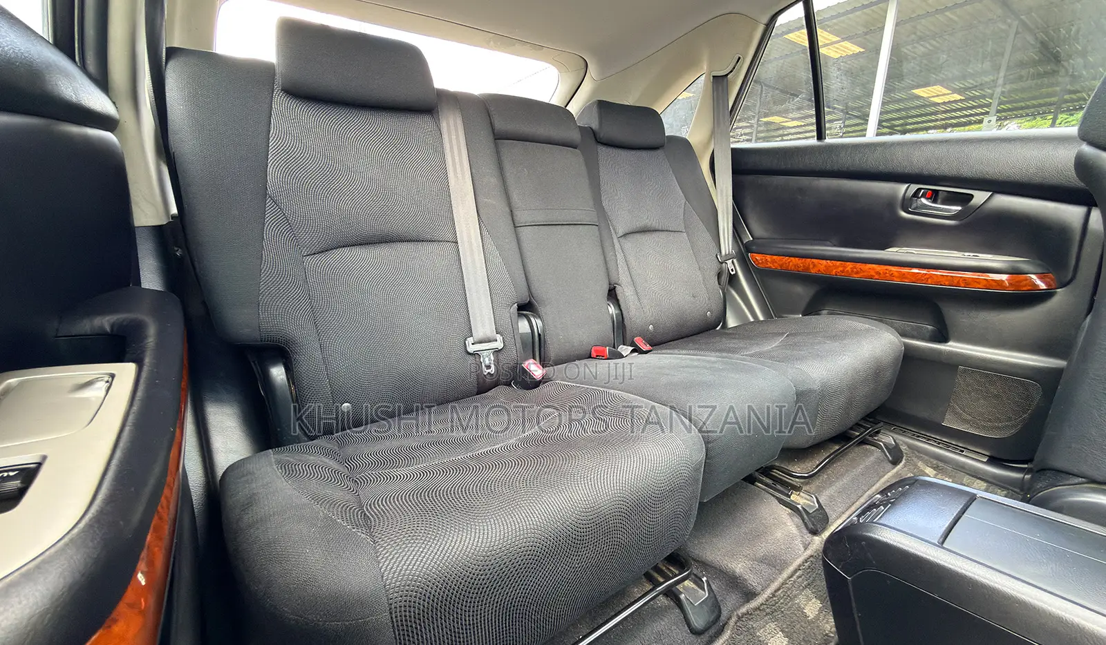 Toyota Harrier 2005 Silver