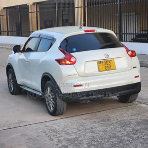 Nissan Juke 2011 White