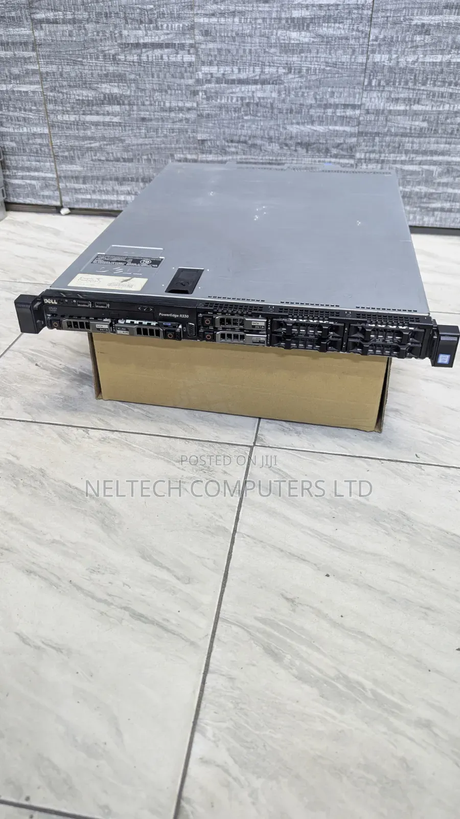 Server Dell PowerEdge R330 32GB Intel Xeon HDD+SSD 1T