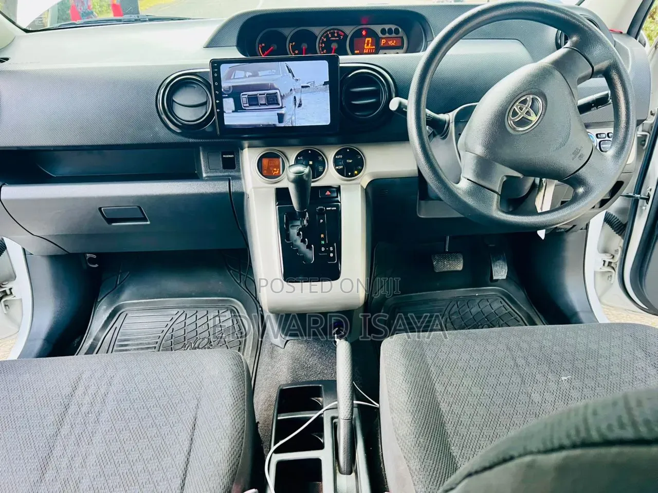 Toyota Corolla Rumion 2008 White