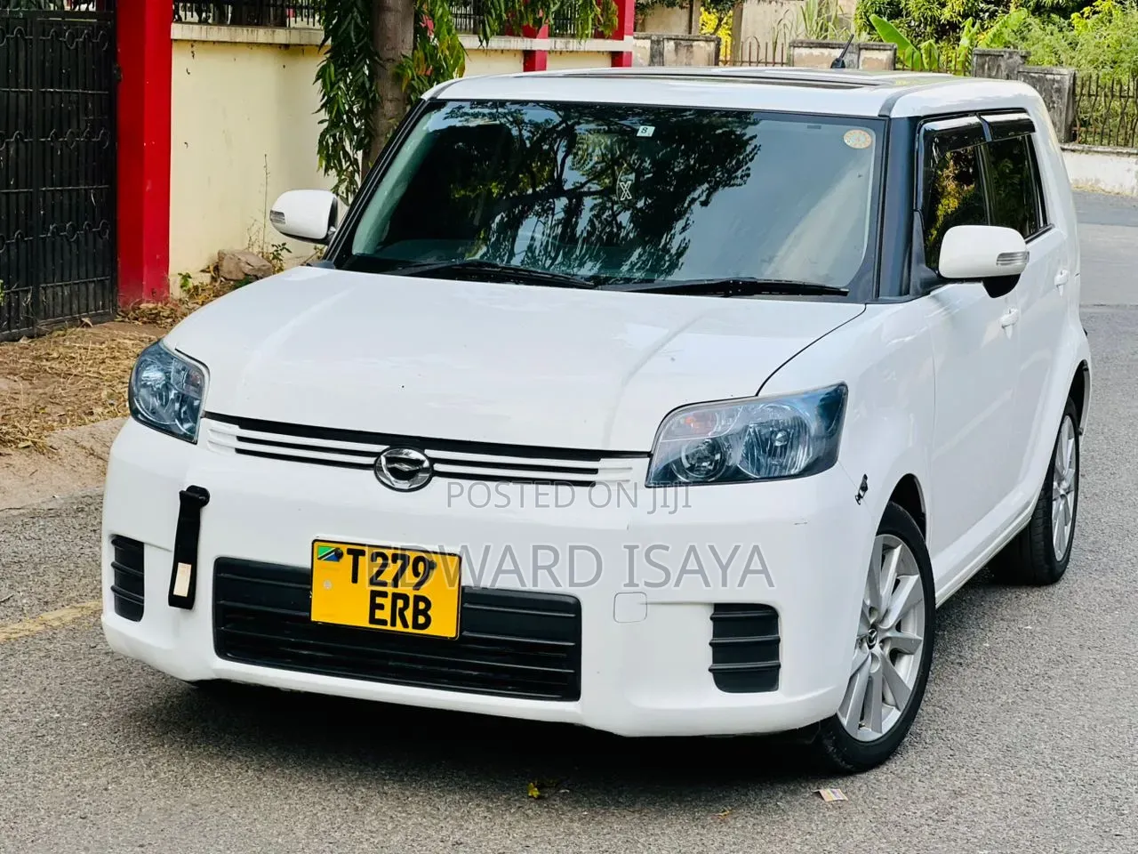 Toyota Corolla Rumion 2008 White