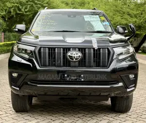 Toyota Land Cruiser Prado 2.7 2023 Black