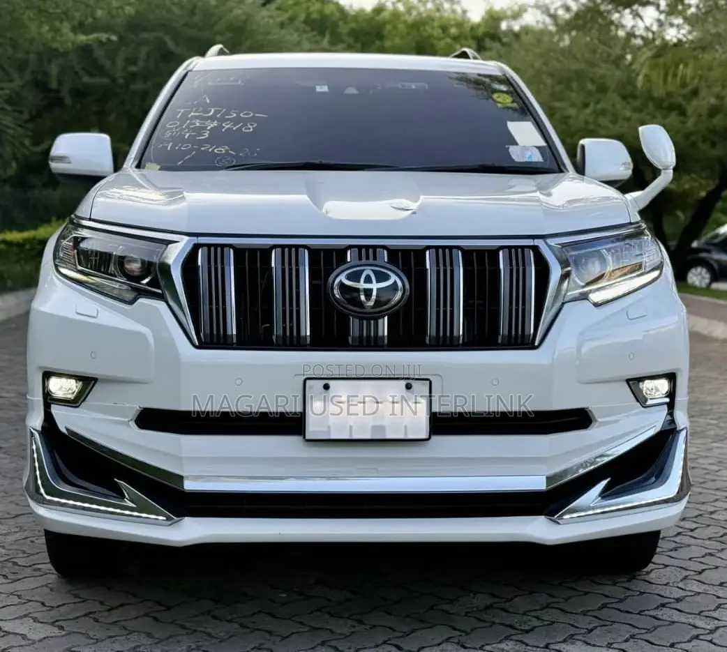 Toyota Land Cruiser Prado 2.7 2022 Pearl
