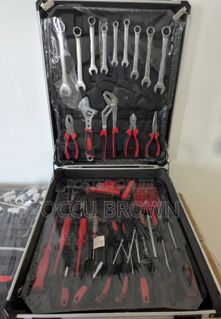 799 Items Tool Box