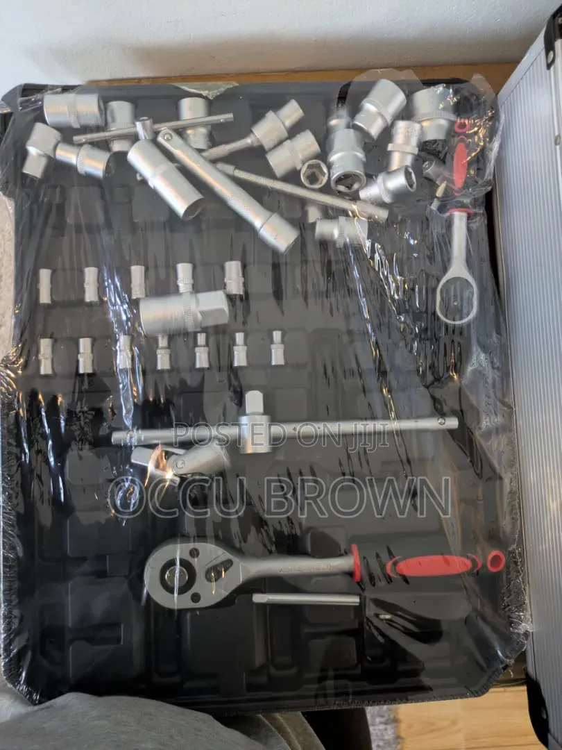 799 Items Tool Box