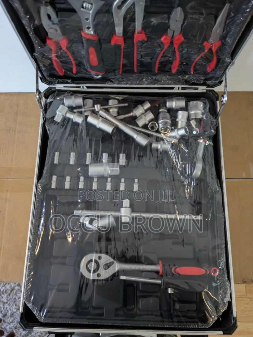 799 Items Tool Box