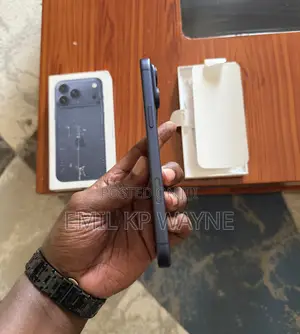 Apple iPhone 17 Pro Max 1 TB Blue