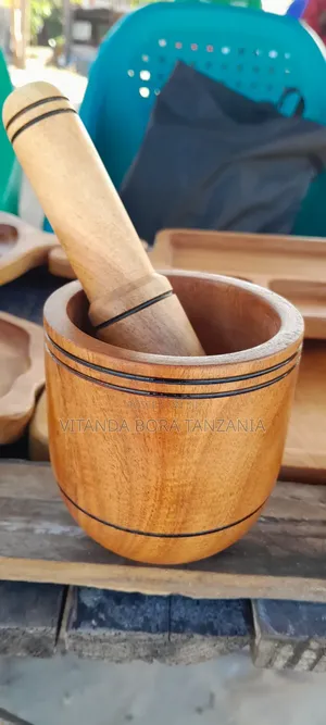 Vinu Vya Kishua (Mortal Pestle)