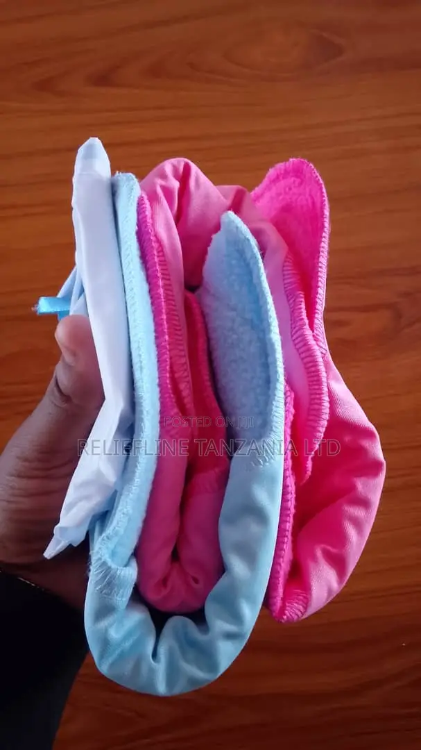 Women-Reusable Sanitary Pads 4 PCS