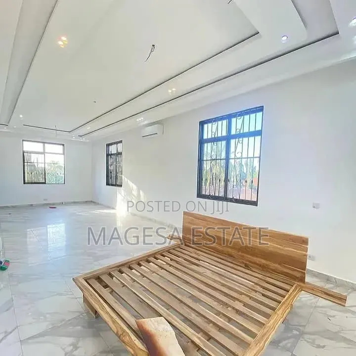 4bdrm House in Mikocheni for rent