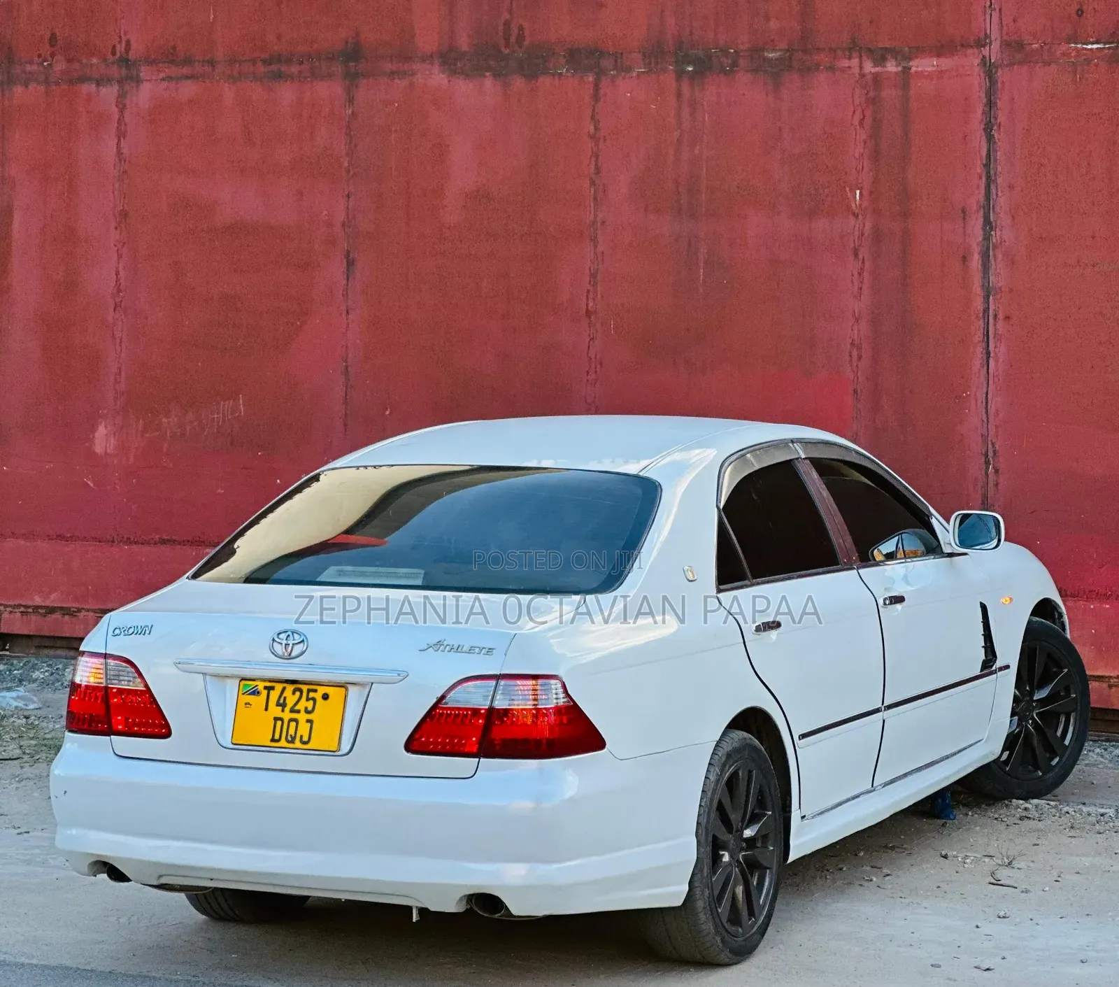 Toyota Crown 2006 White