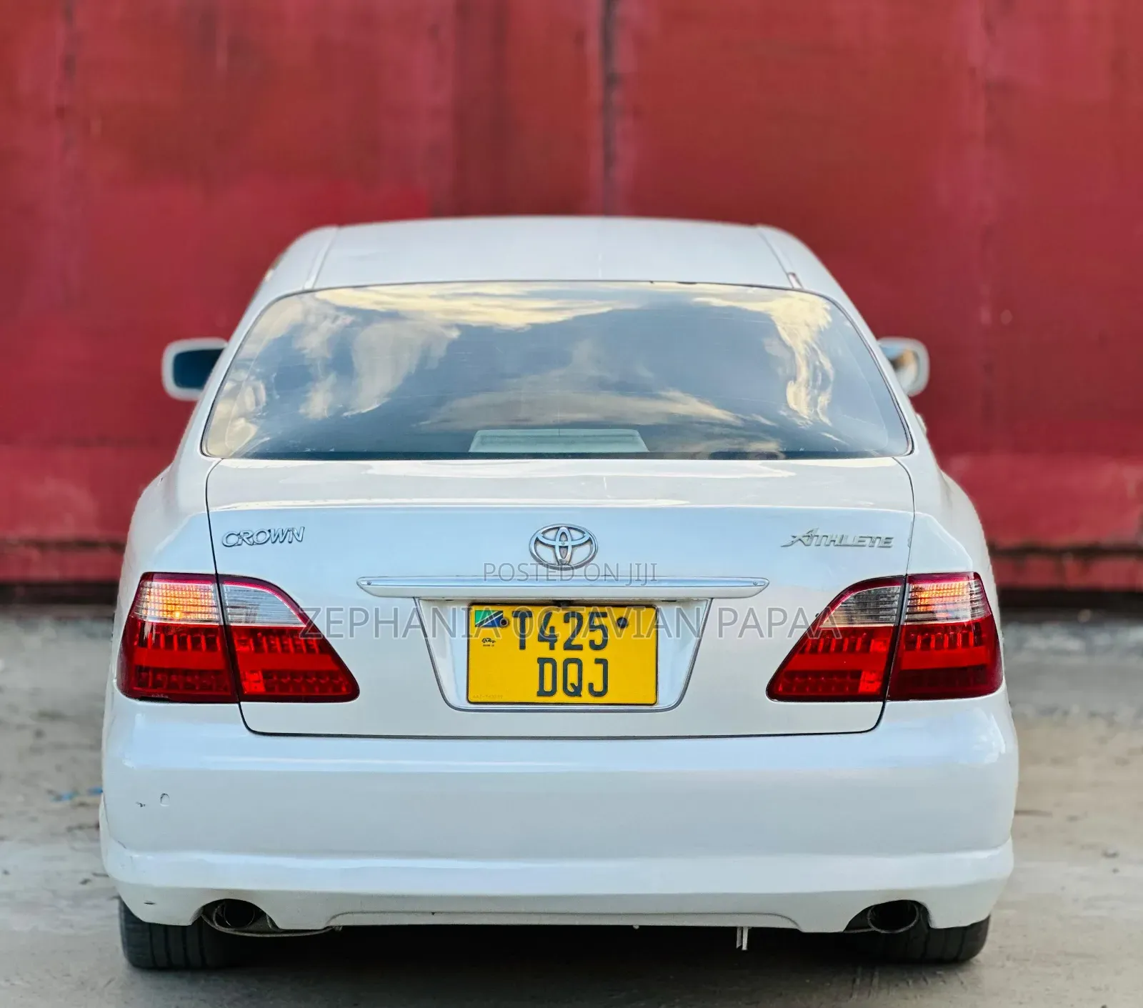 Toyota Crown 2006 White