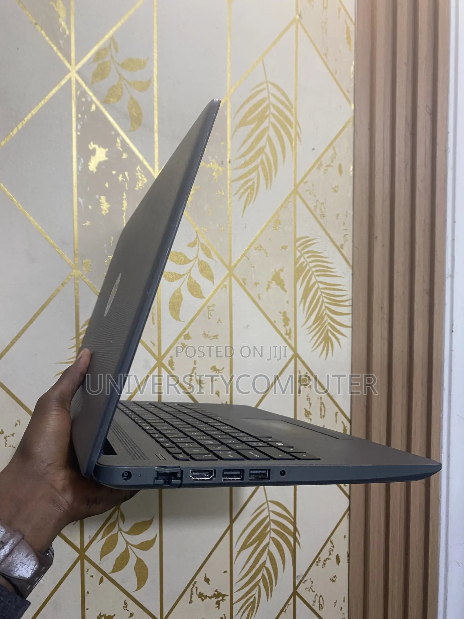 Laptop HP 255 G6 8GB AMD SSD 128GB