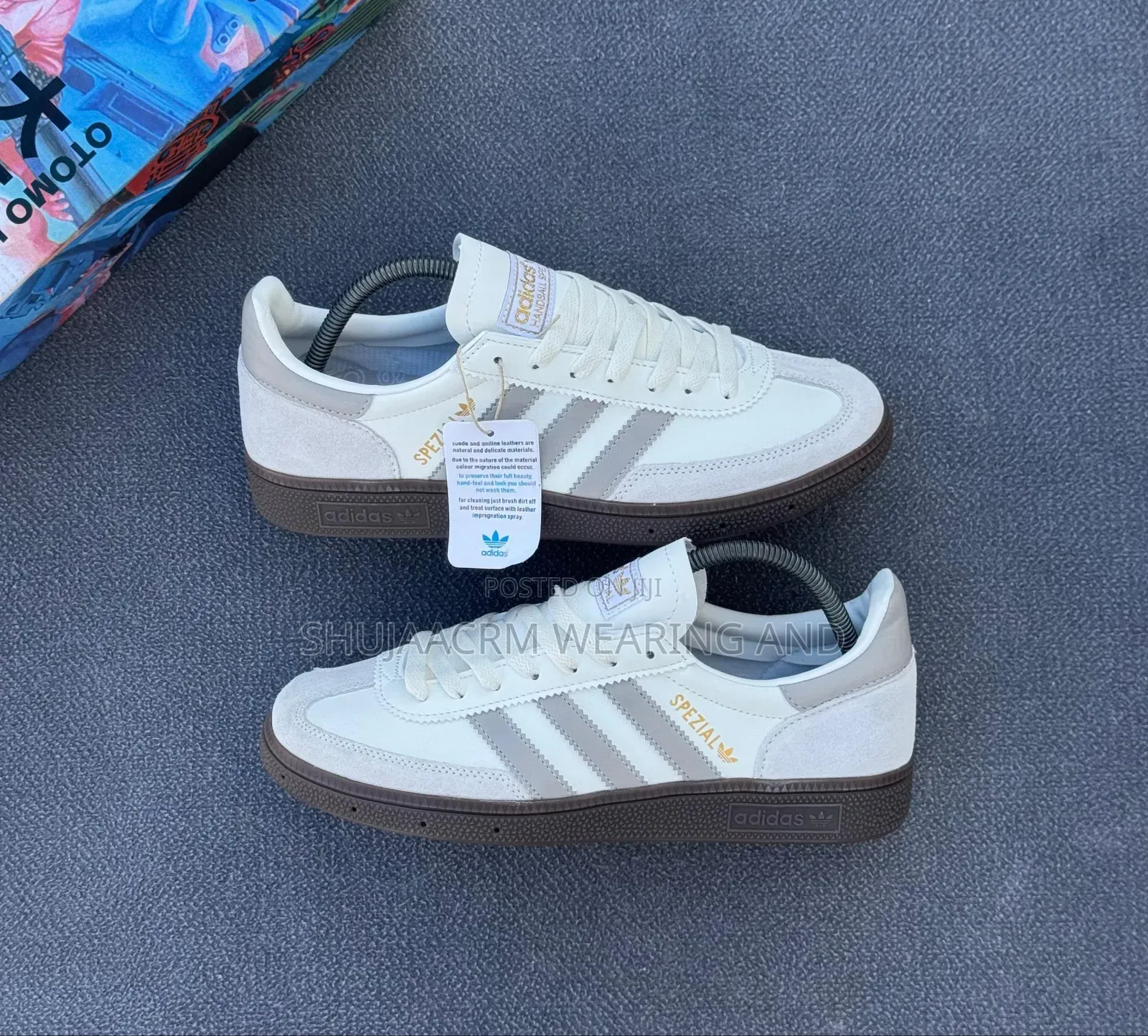Sneakers That Turns Head