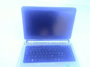 Laptop HP 15-dy1032wm 4GB Intel Core i5 HDD+SSD 500GB