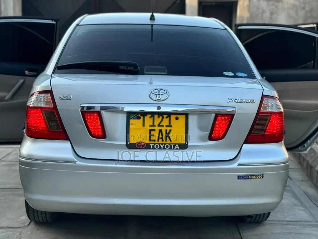 Toyota Premio 2004 Silver