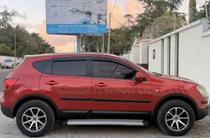 Nissan Dualis 2008 Red