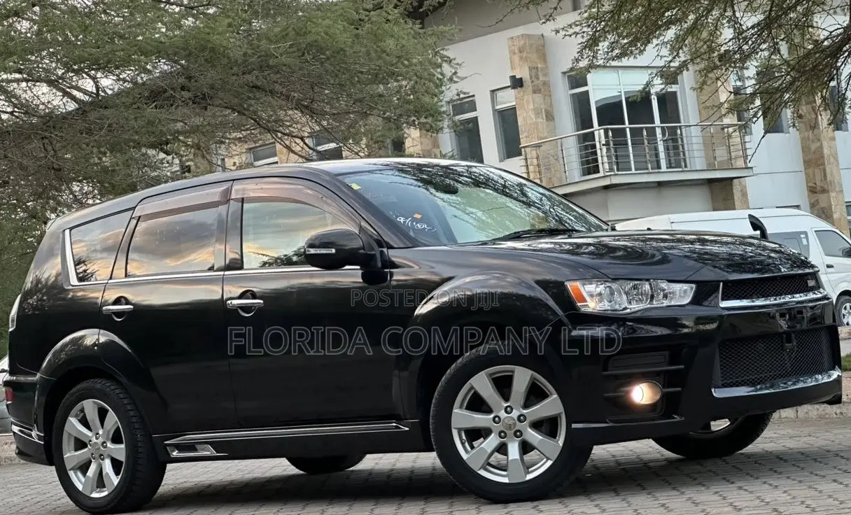Mitsubishi Outlander 2010 Black