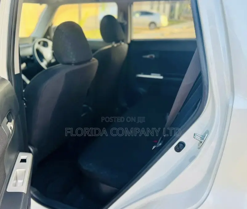 Toyota Corolla Rumion 2007 White