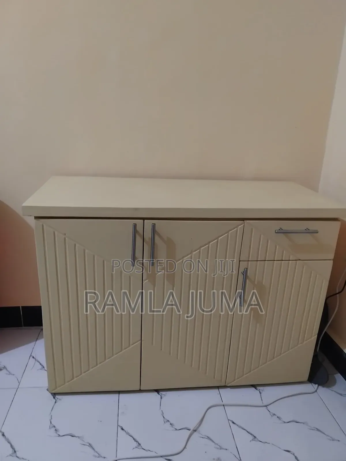 Kitchan Cabinet