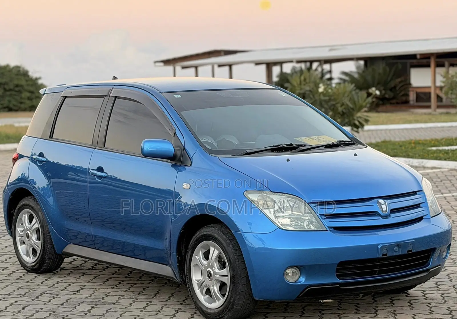 Toyota IST 2003 Blue